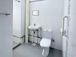 Blk 533 Hougang Avenue 6 (Hougang), HDB Executive #587259361